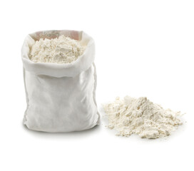 Harina en bolsa y sobre mesa. Flour in bag and on table.