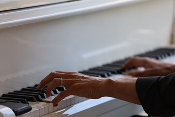 Pianist, Piano player