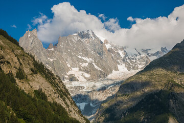 Fototapeta na wymiar The big massif of Monte Bianco view from Courmayeur in Valle d'Aosta, Italy