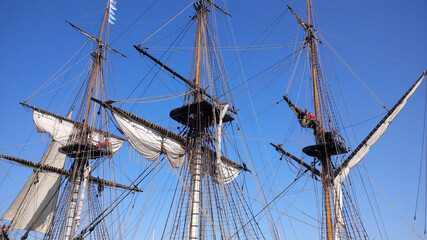 rigging of a sailing ship