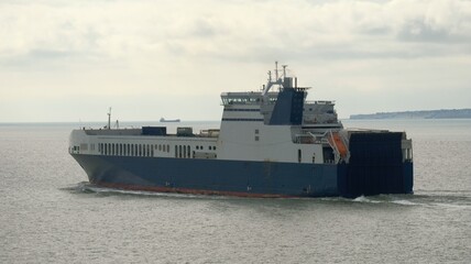 Ro-ro ferry underway on River Thames