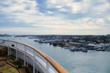 Obraz premium クルーズ船から見る景色