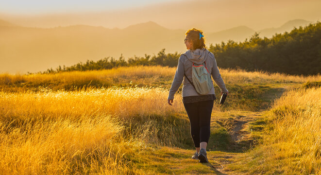 Mountain trail at sunrise in the Italian National Park Campigna, the so-called line 00, which is the border of the Emilia Romagna regions with Toscana.