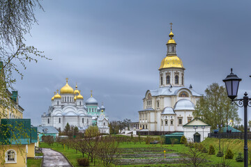 Fototapeta na wymiar Diveyevo Convent, Russia
