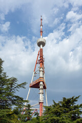 Obraz premium Tbilisi TV Broadcasting Tower on mount mtatsminda
