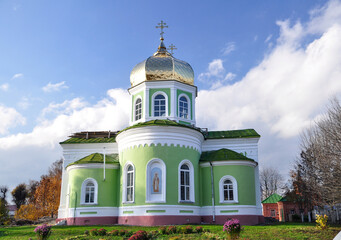Fototapeta na wymiar Old orthodox church in East of Belarus 