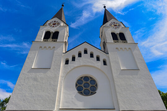 Neue Pfarrkirche G&ouml;tzis im Bezirk Feldkirch in Vorarlberg