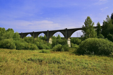 Fototapeta na wymiar Old centenary railway viaduct