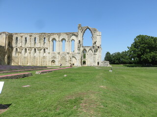 Fototapeta premium Abbaye de Maillezais, Vendée, Marais Poitevin, Centre val de Loire, France.