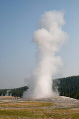 Old Faithful Geyser in Yellowstone National Park, Wyoming, USA