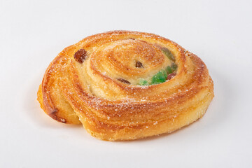 Puff pastry conch with fruits
