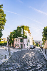 Rues de Montmartre, Paris - 451830140