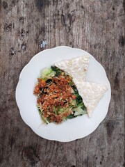 vegetables with peanut sauce