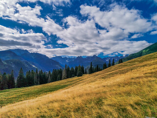 Obraz premium Tatrzańska Panorama z Rusinowej Polany w Tatrach Wysokich.