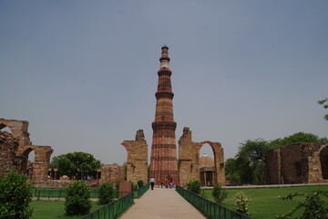 インド　世界遺産デリーのクトゥブ・ミナールとその建造物群