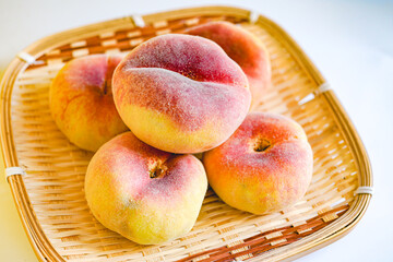 Delicious shots in the studio of Flat Peach