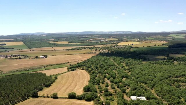 survol du viaduc de Millau et du Larzac