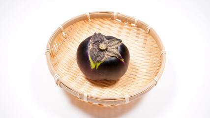 新鮮な茄子