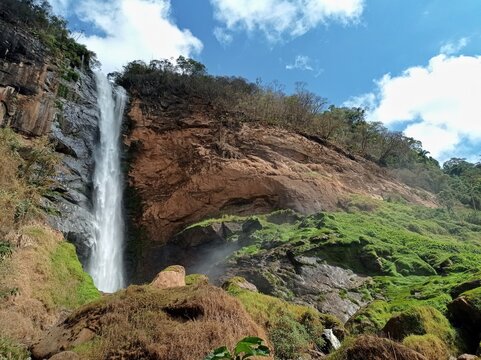Conde d'eu waterfall located in sinkhole - Rj