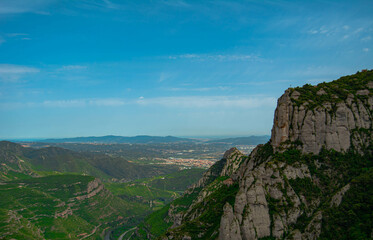 Fototapeta na wymiar beautiful views from the mountains of Montserrat