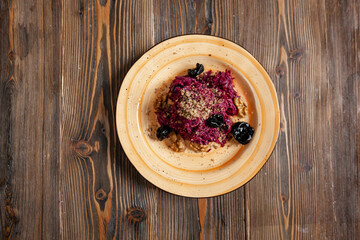 beet salad with walnuts and prunes