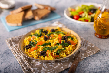 Curry risotto with spinach