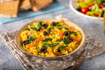 Curry risotto with spinach