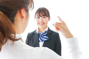 先生に怒られる生徒