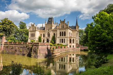 Fototapeta na wymiar Schloss Evenburg , Schloss , Bauwerk , Burg, Architektur