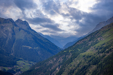 Naklejka na ściany i meble Amazing scenery and typical landscape in Austria - the Austrian Alps - travel photography