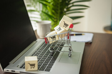 Fototapete bei efototapeten.de bestellen   