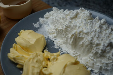 Speisestärke Margarine Zutaten für veganen glutenfreien Apfelkuchen mit Streuseln