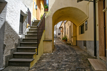 Obraz premium A street in the historic center of Chiaromonte, a old town in the Basilicata region, Italy.