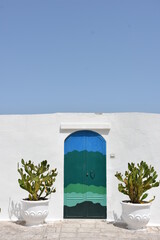 Tra le vie del centro storico di Ostuni la citt&agrave; bianca in Puglia