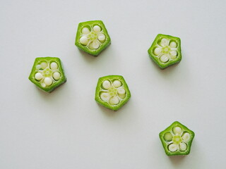 オクラの輪切り