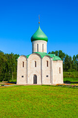 Fototapeta na wymiar Saviors Cathedral in Pereslavl Zalessky, Russia