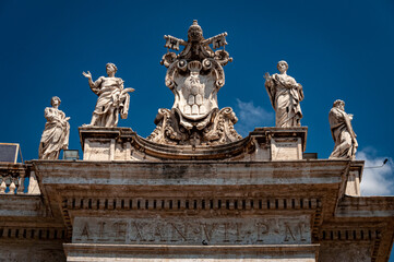 Fototapeta na wymiar Vatican city in Rome Italy