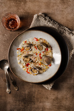 Chili clam chowder