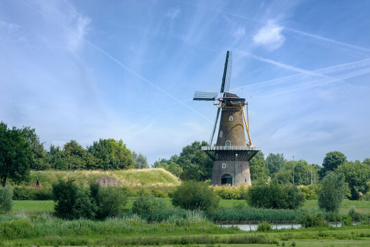Mill de Hoop in the fortified town of Gorinchem, (Gorkum), Zuid-Holland Province, The Netherlands
