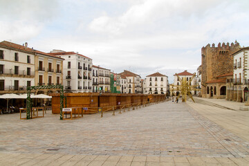 Fototapeta na wymiar Torre Bujaco en la ciudad de Caceres, comunidad autonoma de Extremadura, pais de España o Spain