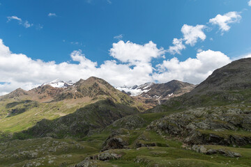 Fototapeta na wymiar Panorama from the Gavia Pass, Italy
