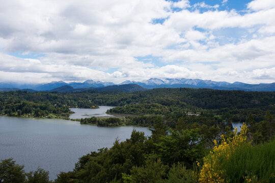 Patagonian lakes, rivers and mounts © Martin