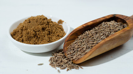 インド産　クミンパウダーとクミンシード（インドカレーのスパイス）