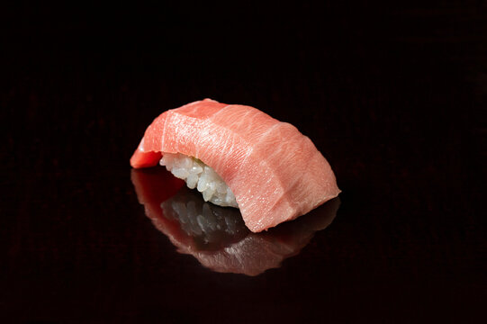 マグロの刺身