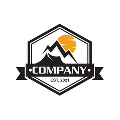 camping logo , adventure logo vector