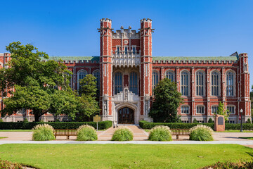 Sunny view of the Bizzell Memorial Library of The University of Oklahoma