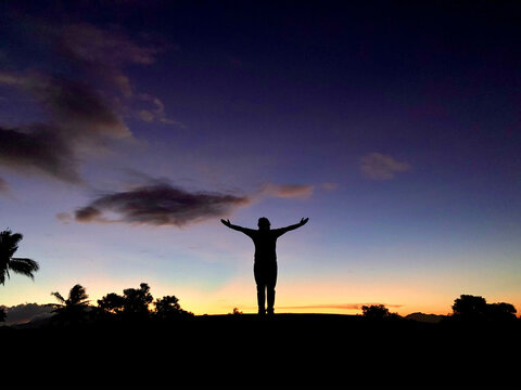 Dramatic Golf Course Sunset