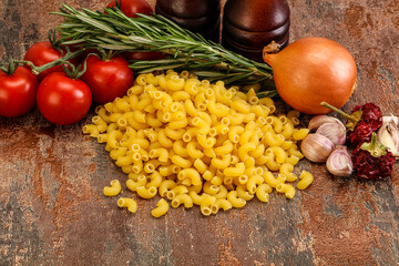 Raw Italian wheat pasta - Chifferi rigati