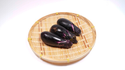 新鮮な茄子