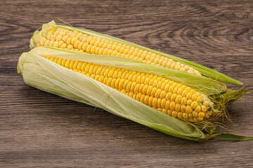 Vegan cuisine - Ripe sweet corn